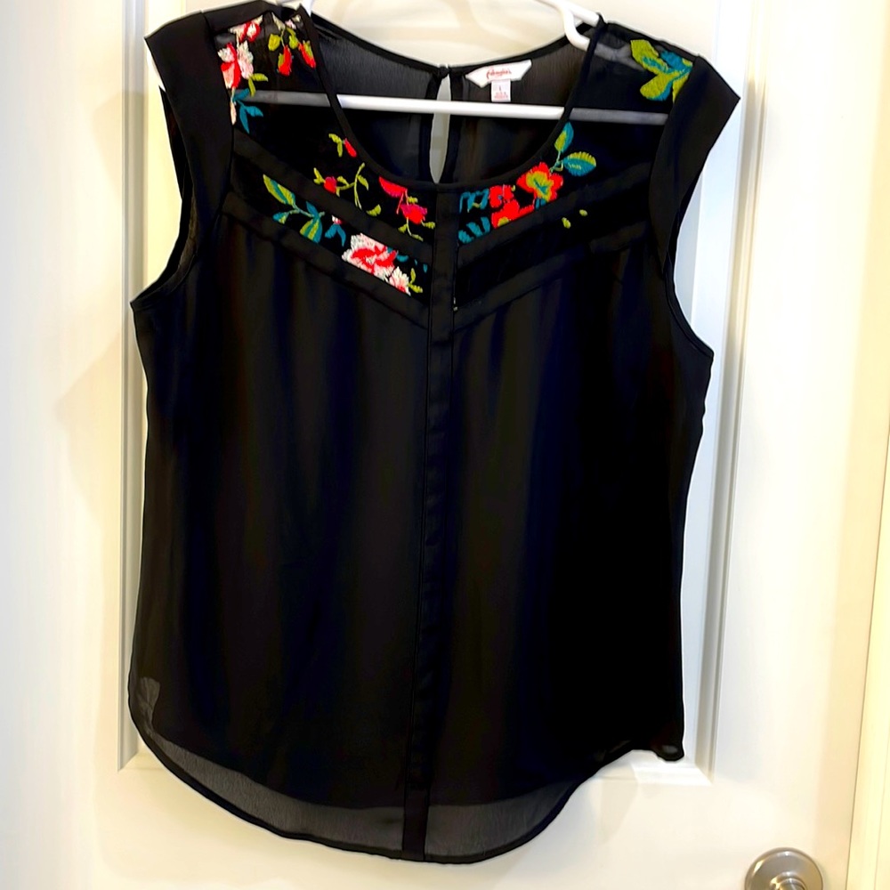 Women’s Candies Black and Floral Blouse - size Large NWOT